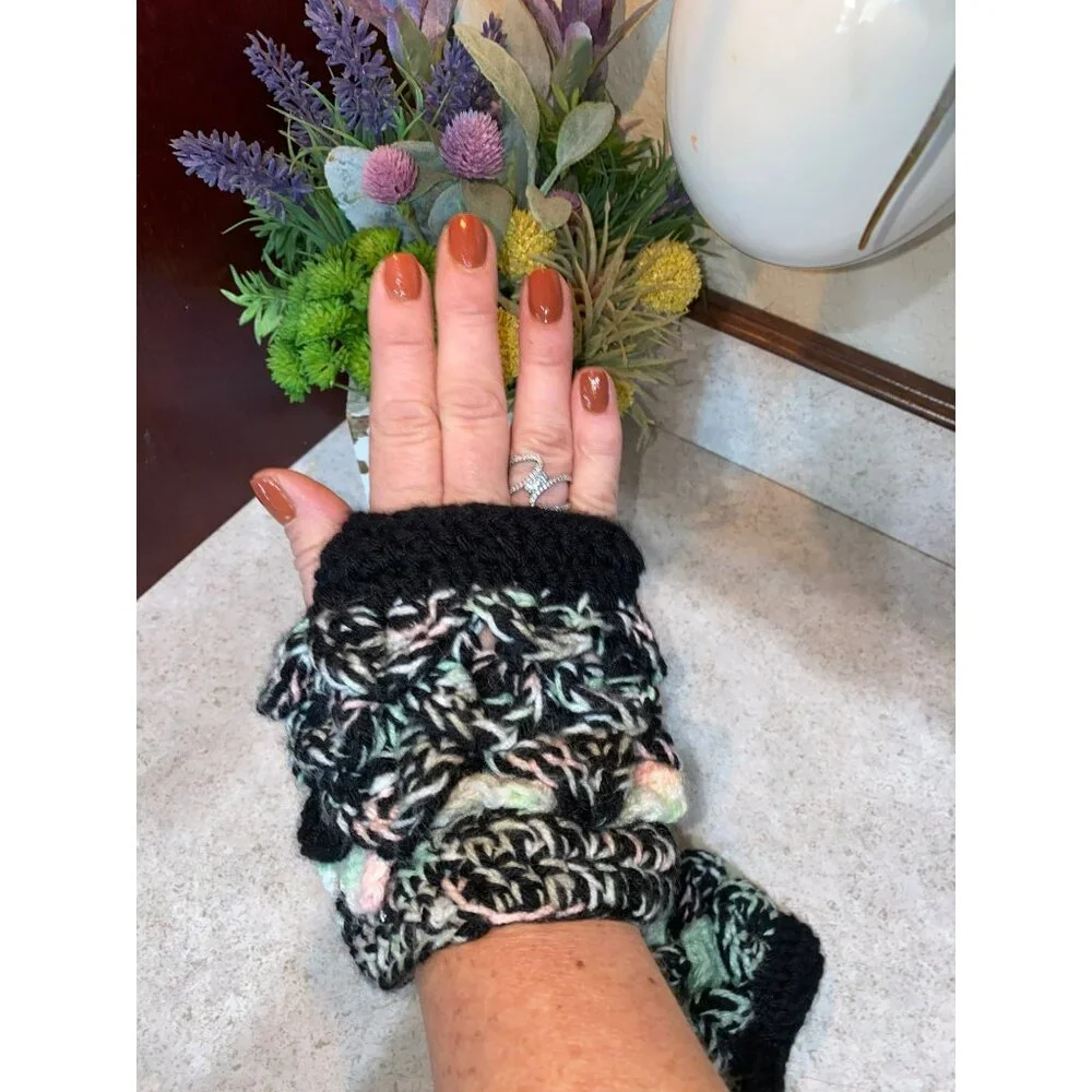 Handmade Hand Knit Black Multi 80’s Print Yarn Knit Hand Warmers Fingerless Glov